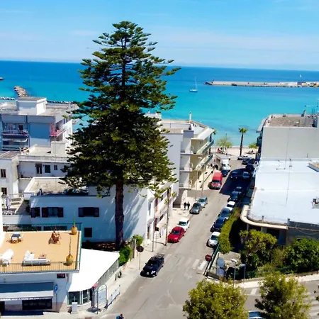 Terrazza Levante - Boutique Affittacamere 4*