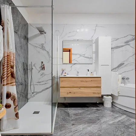 Terrazza Levante - Boutique בית הארחה 4*
